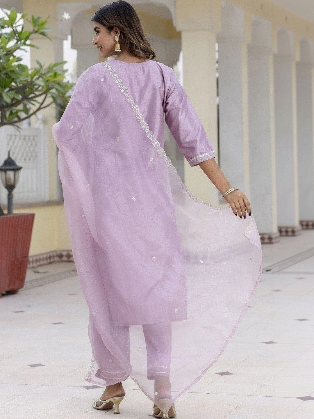 Women Ethnic Motifs Embroidered Regular Kurta with Trousers & With Dupatta