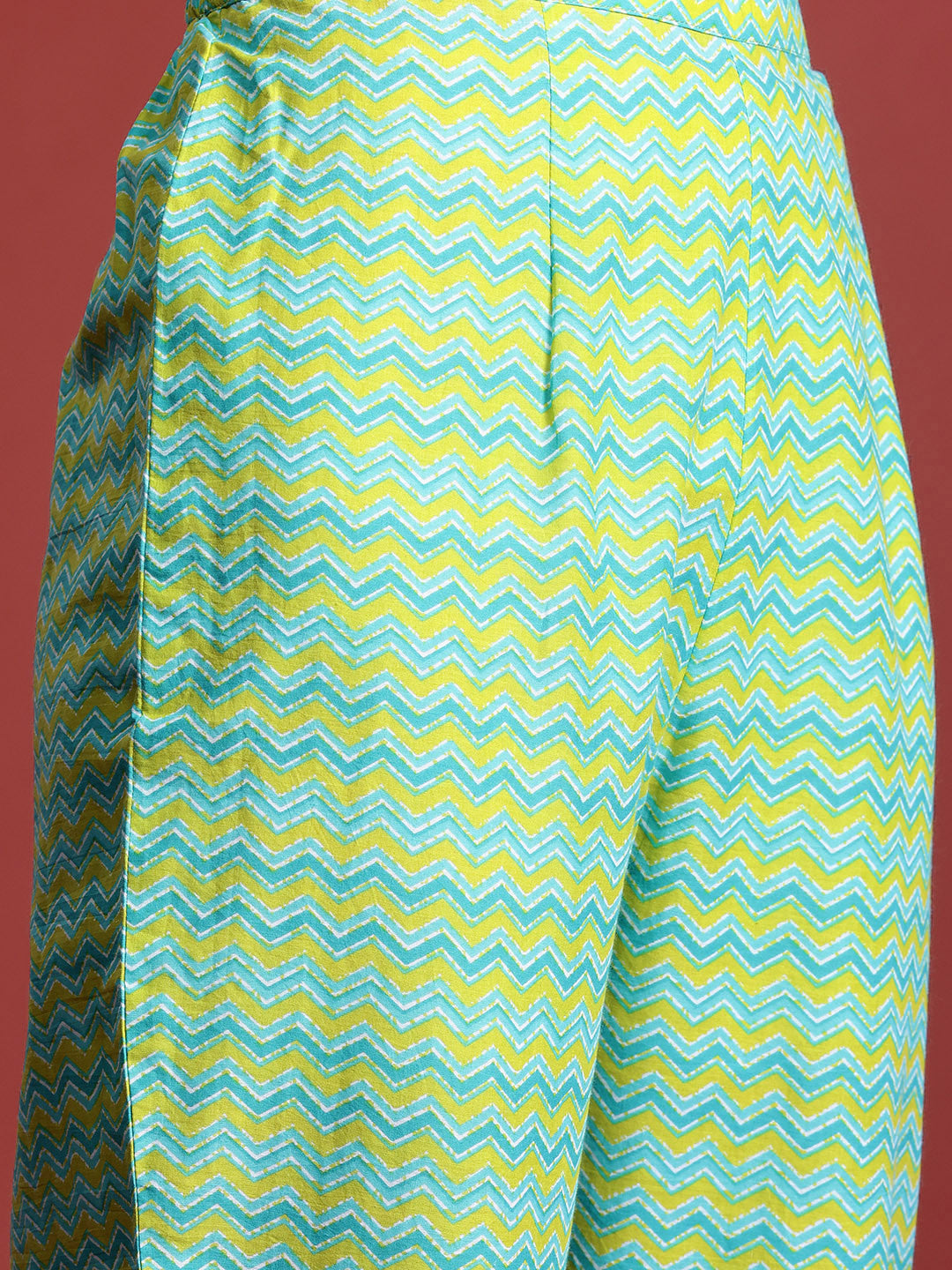 Bandhani Printed Pure Cotton Kurta with Trousers