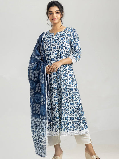 Dhiyona KL Floral Printed Kurta With Trouser & Dupatta