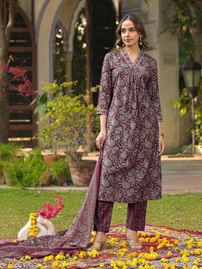 Dhiyona KL Floral Printed Pleated Kurta with Trouser & Dupatta