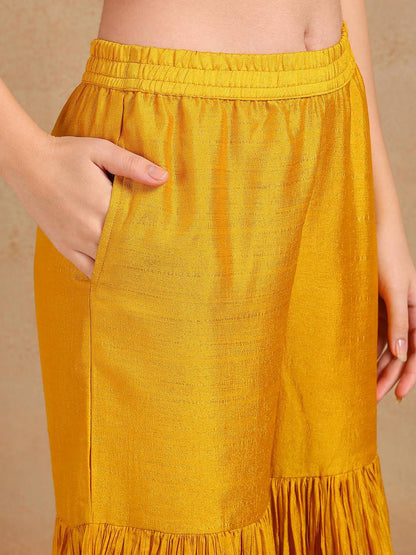 Dhiyona KL V-neck Ethnic Motifs Embroidered Regular Kurta with Sharara & With Dupatta
