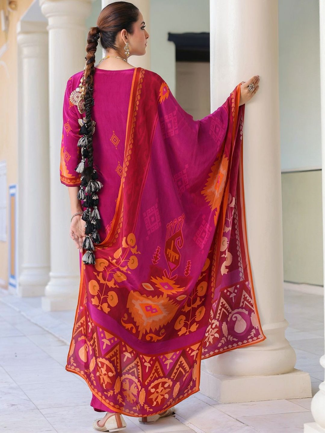 Dhiyona RR Women's Ethnic Motifs Printed Sequinned Regular Kurta Set With Dupatta