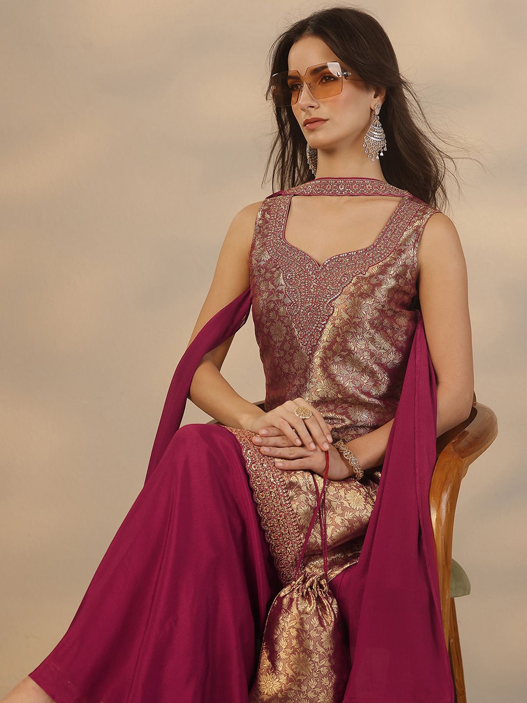 Dhiyona LL Women Regular Kurta with Palazzos & With Dupatta