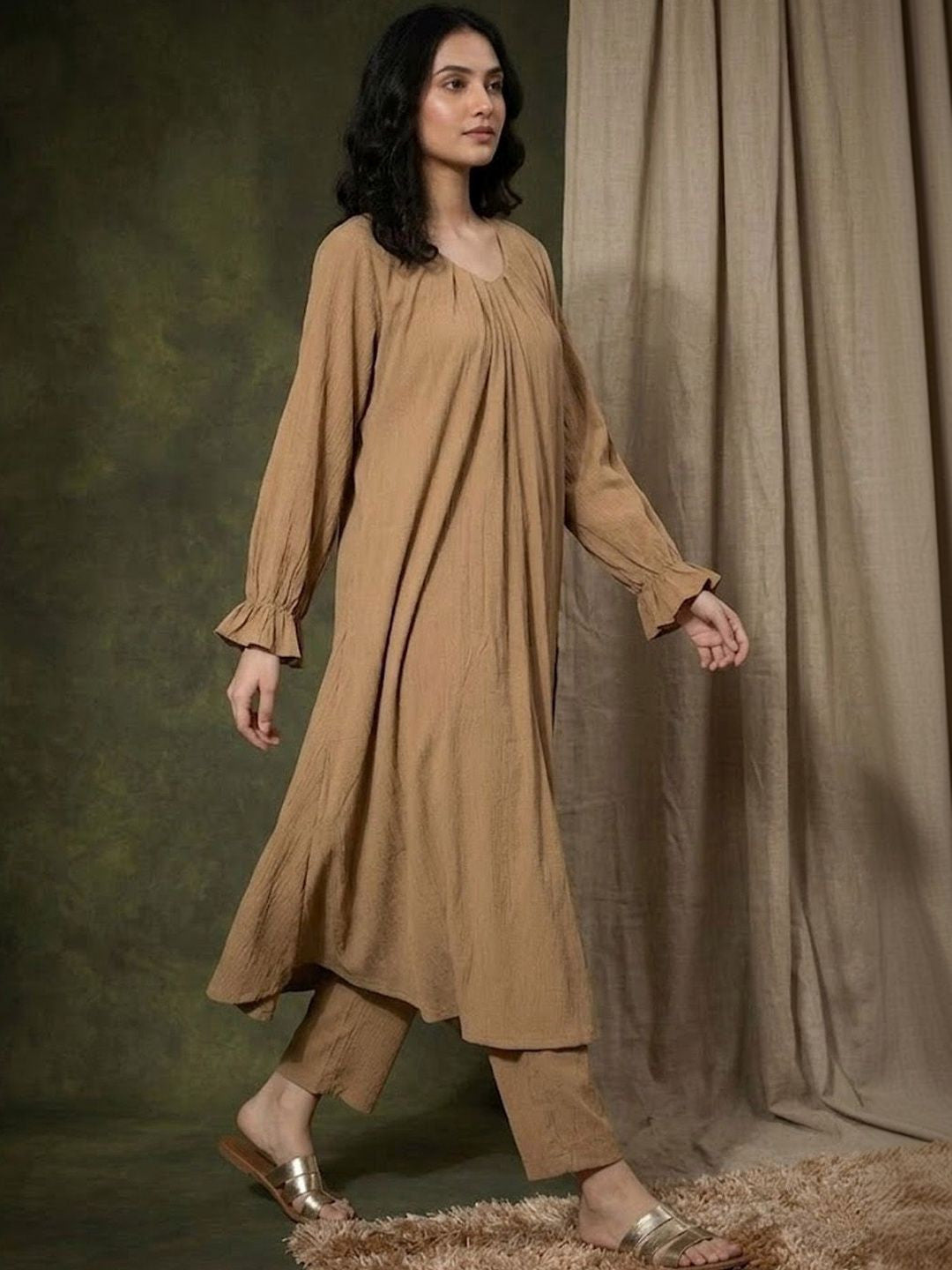 V-Neck Kurta & Trousers