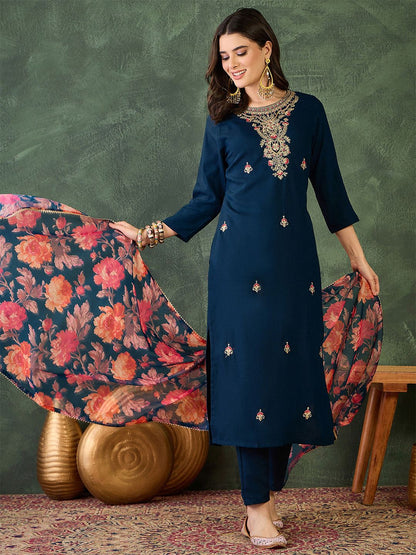 Dhiyona KL Women Floral Embroidered Regular Kurta with Trousers & With Dupatta