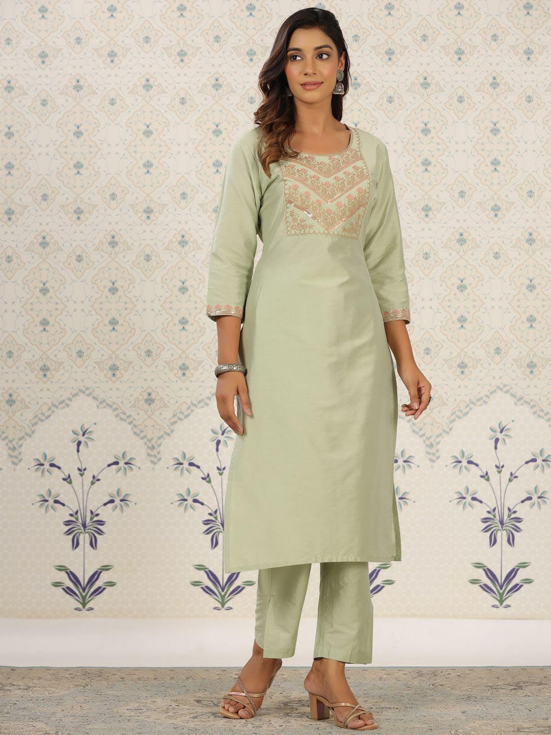 Dhiyona OD  Women Floral Embroidered Flared Sleeves Mirror Work Kurta