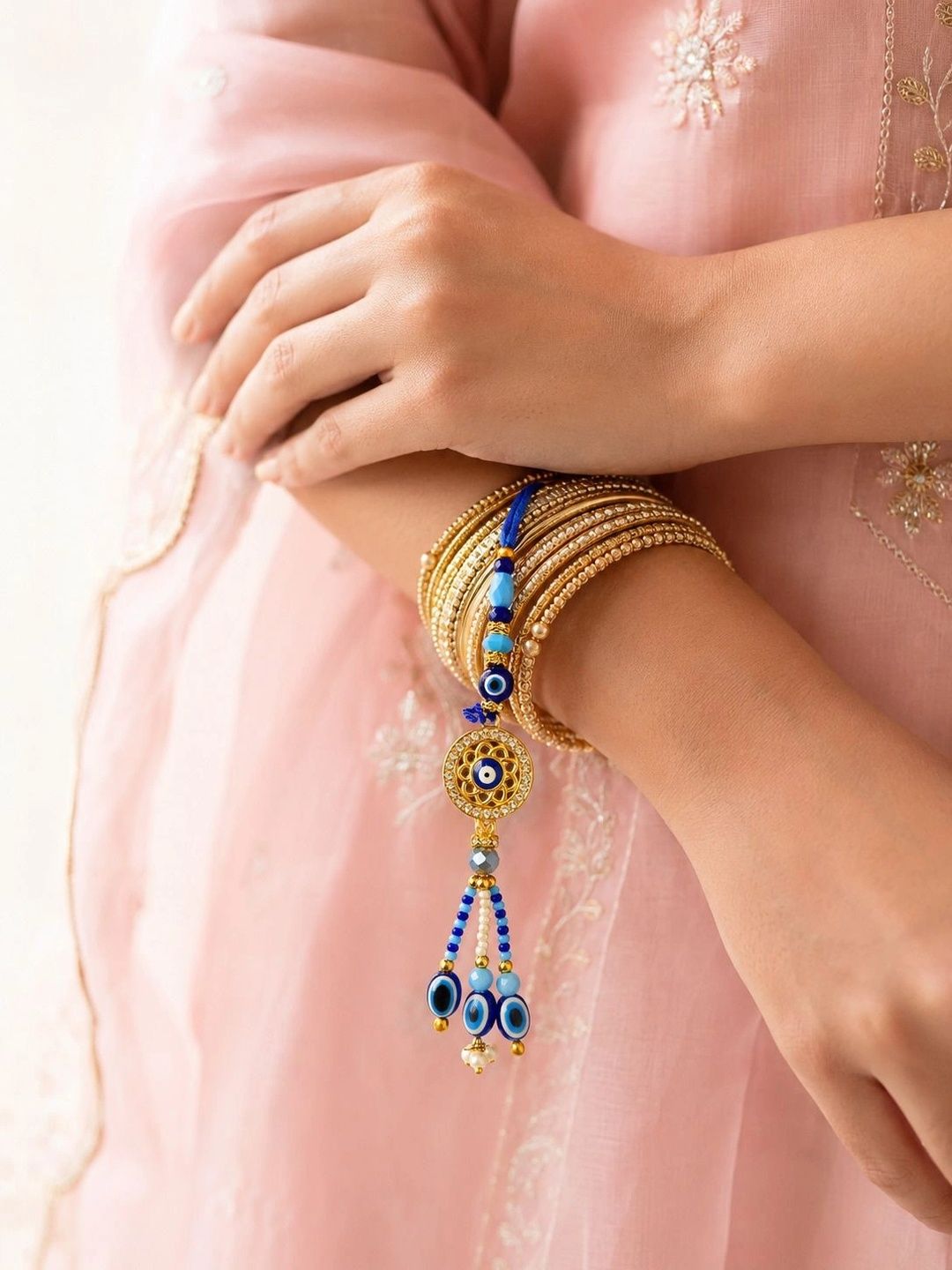 Dhiyona Rakhi