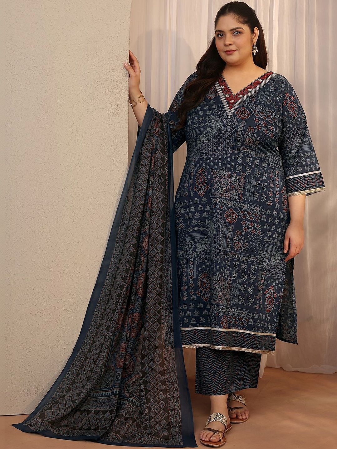 Dhiyona Women's Plus Size Ethnic Motifs Printed Kurta with Trousers & Dupatta