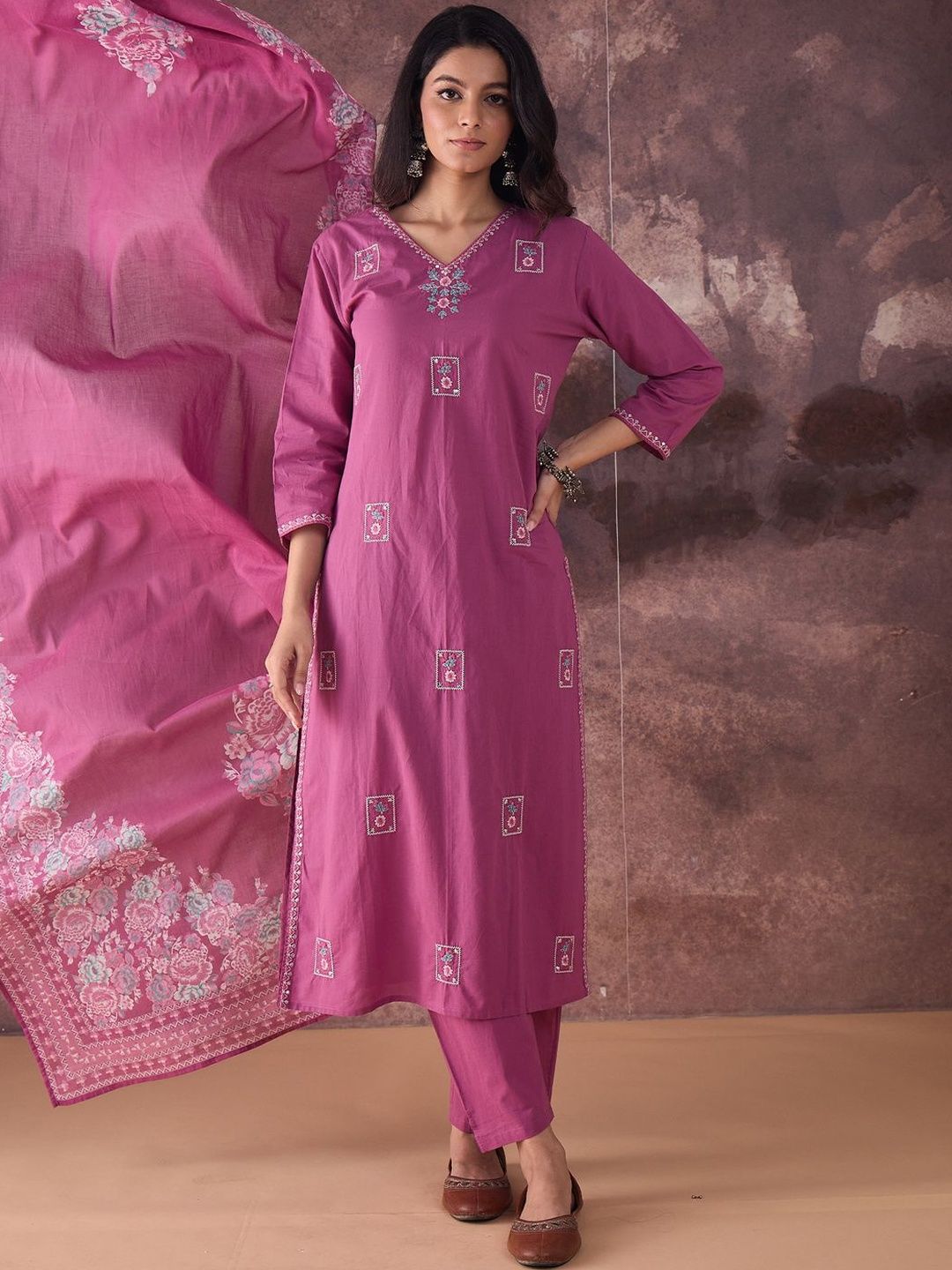 Ethnic Motifs Embroidered V-Neck Thread Work Cotton Kurta With Trousers & Dupatta