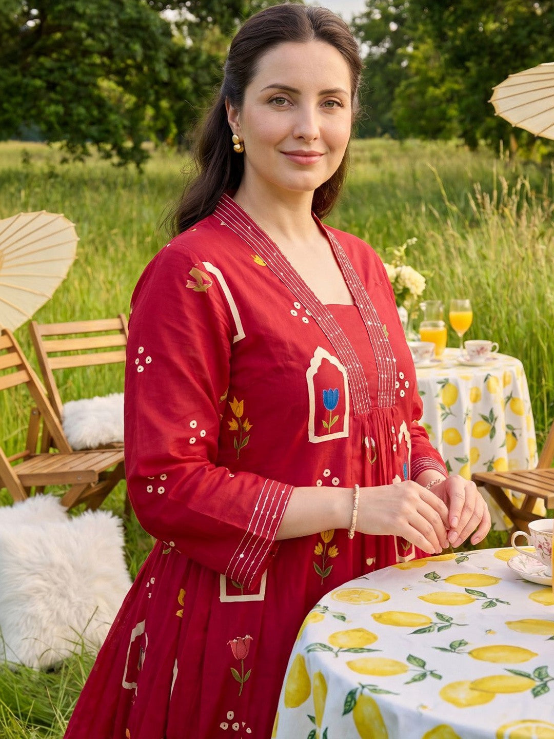 Women Floral Printed Empire Pure Cotton Kurta with Trousers & With Dupatta
