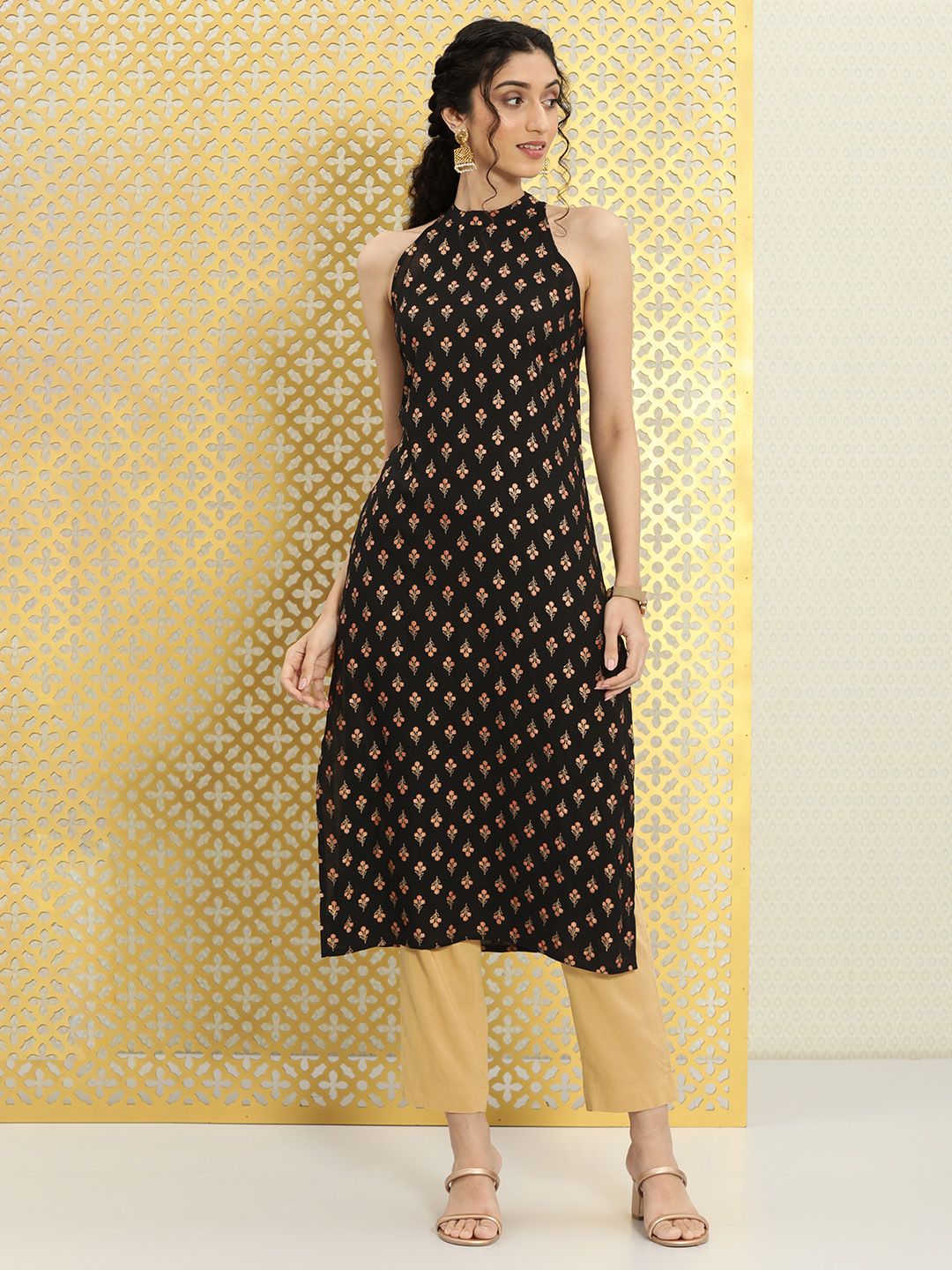 Dhiyona OD  Women Black Floral Printed Halter Neck Pure Cotton Rozana Kurta