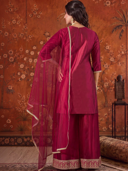 Embroidered Round Neck Kurta Sets