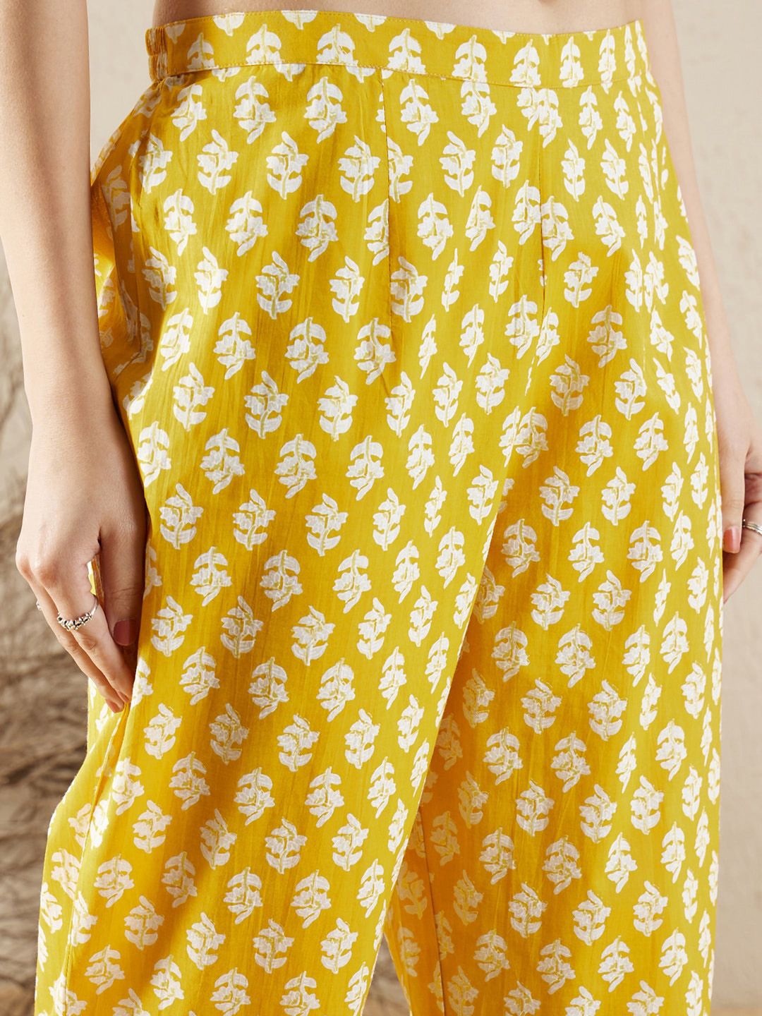 Dhiyona IE V Neck Floral Printed Empire Mirror Work Pure Cotton Kurta Set