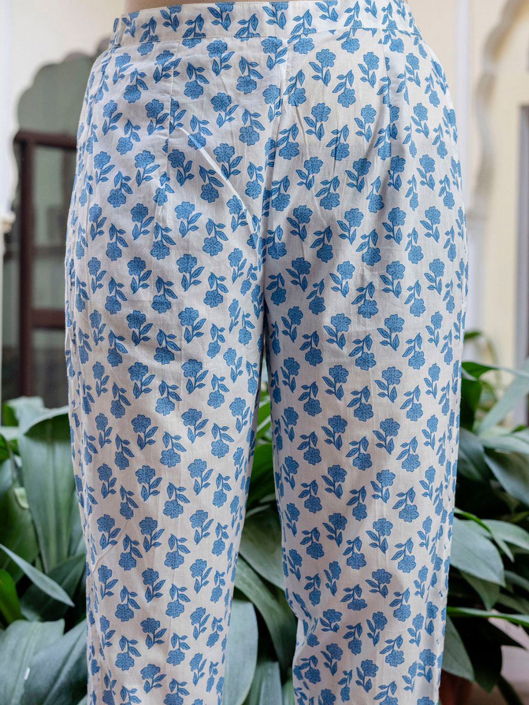 Women Floral Printed Panelled Beads and Stones Pure Cotton Kurta with Trousers & With Dupatta