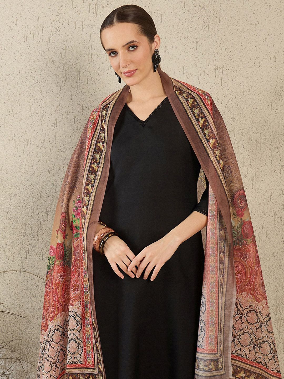 Dhiyona IE V-Neck A-Line Kurta With Trousers & Dupatta