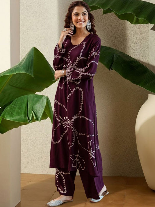 Women Floral Printed Regular Thread Work Kurta with Trousers
