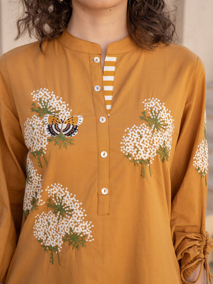 Floral Embroidered Mandarin Collar Pure Cotton Kurta With Trousers