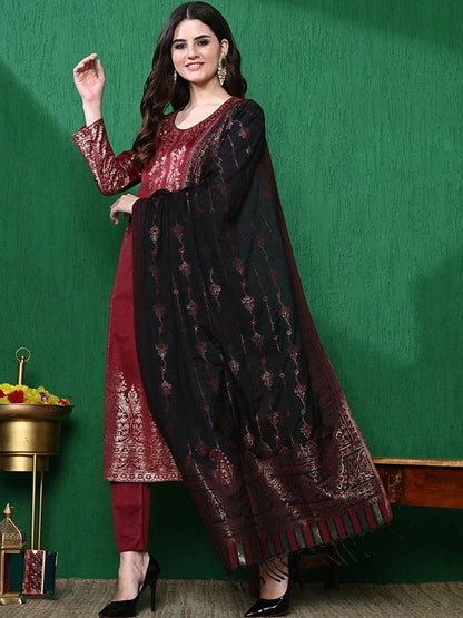 Maroon Floral Printed Winter Velvet Kurta & Trouser With Dupatta