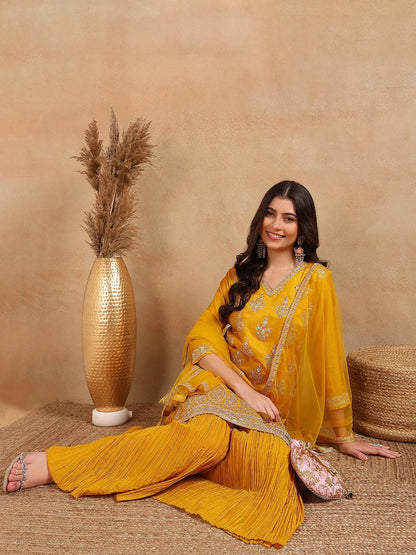 Dhiyona KL V-neck Ethnic Motifs Embroidered Regular Kurta with Sharara & With Dupatta