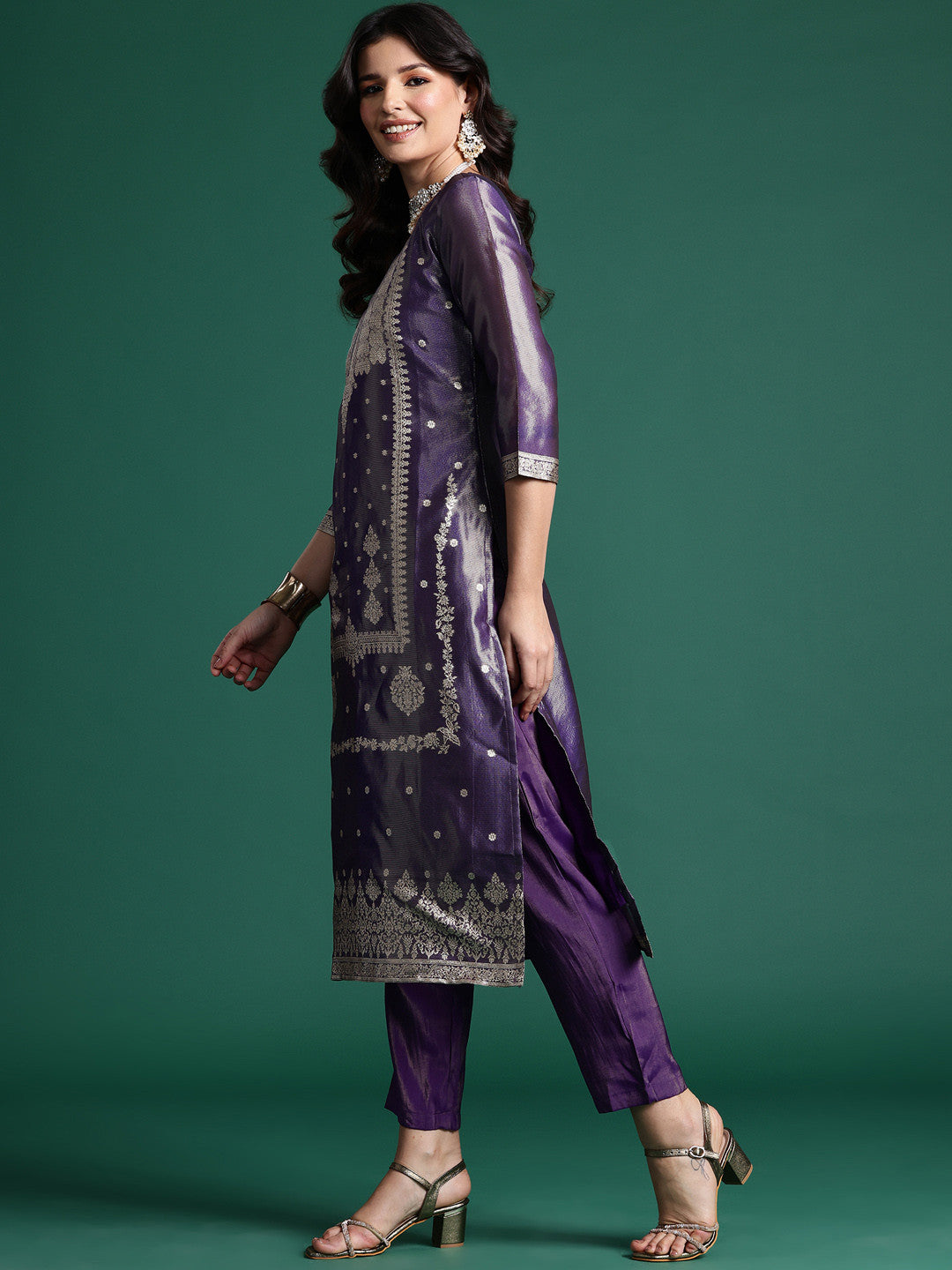 Women Ethnic Motifs Jacquard Zari Kurta with Trousers & With Dupatta