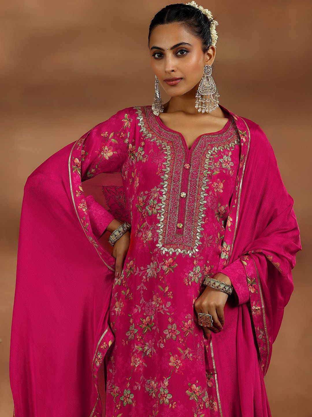 Dhiyona LL Women Floral Printed Regular Sequinned Silk Chiffon Kurta with Palazzos & With Dupatta