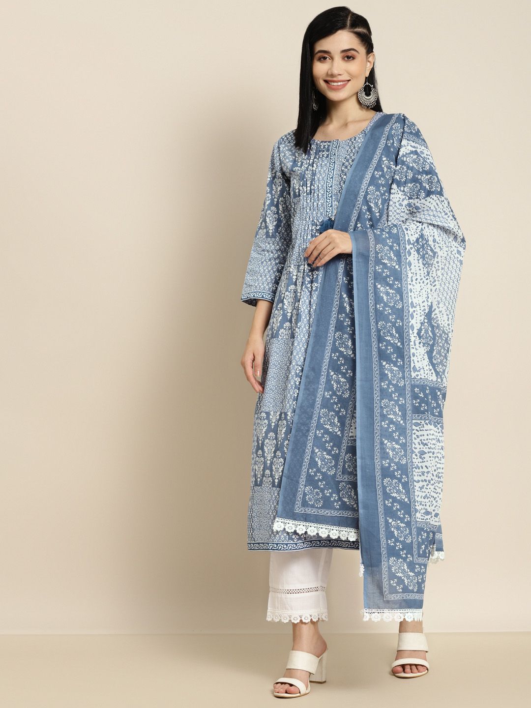 Dhiyona RR Women's Blue Printed Sequinned Pure Cotton Kurta with Trousers & With Dupatta