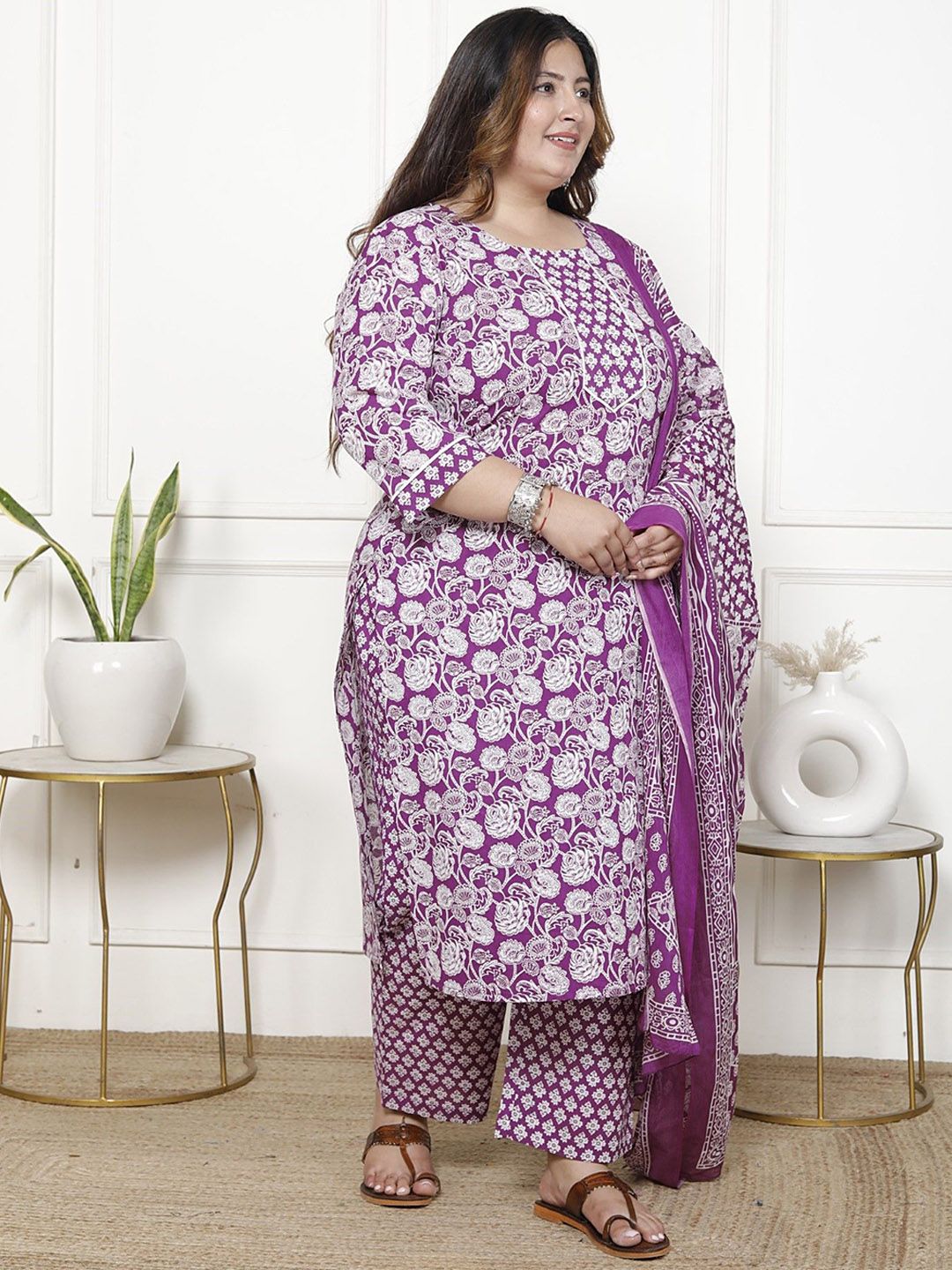 Dhiyona KL Floral Printed Pure Cotton Straight Kurta With Trouser And Dupatta