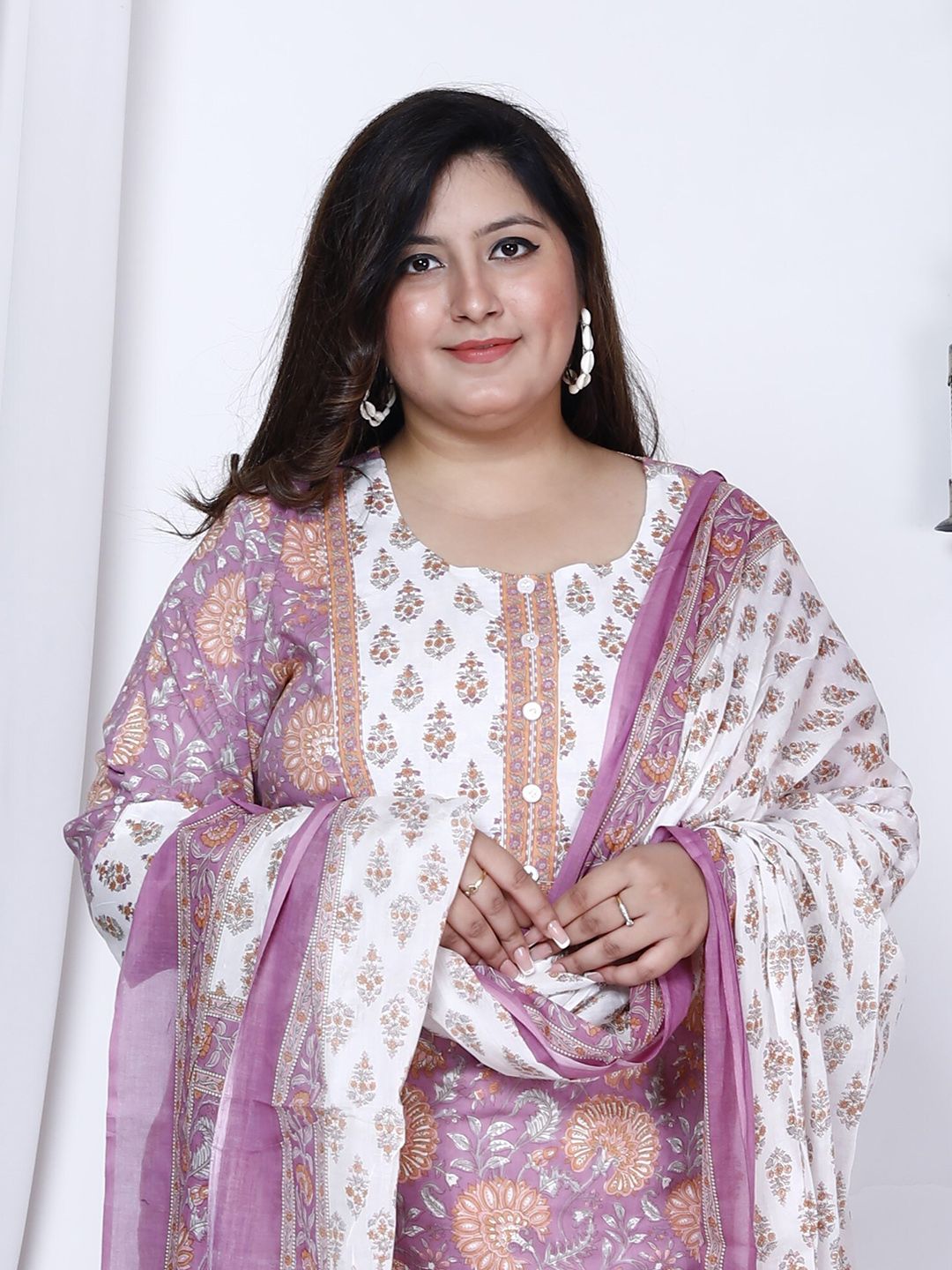 Dhiyona KL Plus Size Floral Printed Pure Cotton Kurta with Trousers & Dupatta