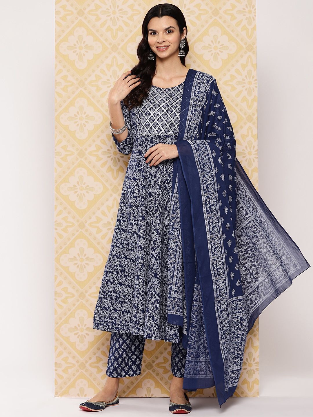 Dhiyona KL Women Ethnic Motifs Printed Regular Pure Cotton Kurta with Trousers & Dupatta