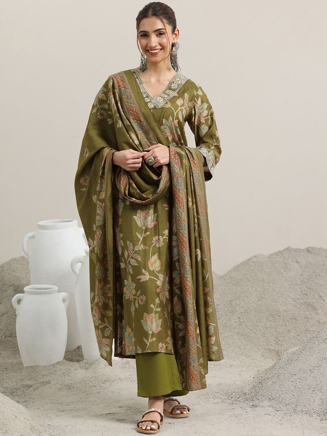 Floral Printed Straight Kurta with Trousers & Dupatta