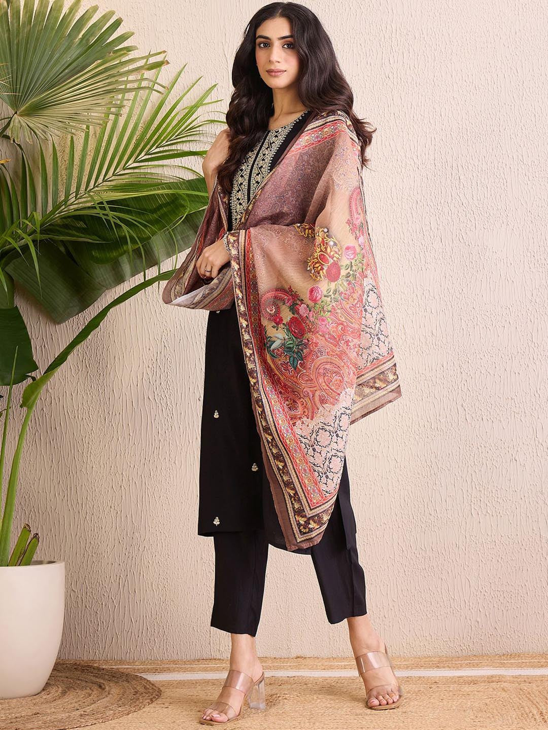 Women Ethnic Motifs Embroidered Regular Liva Kurta with Trousers & With Dupatta