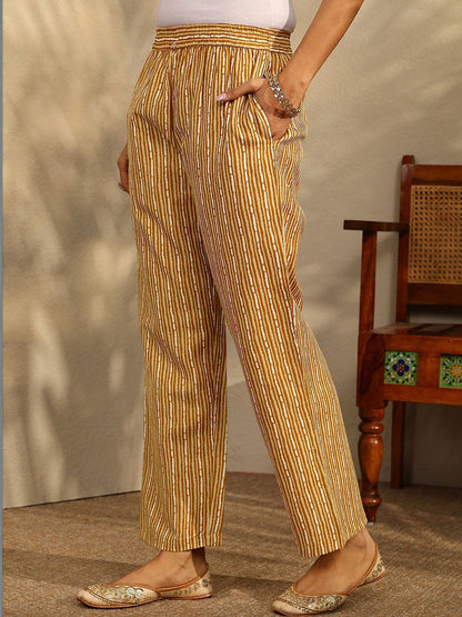 Women Ethnic Motifs Printed Regular Thread Work Kurta with Trousers & With Dupatta