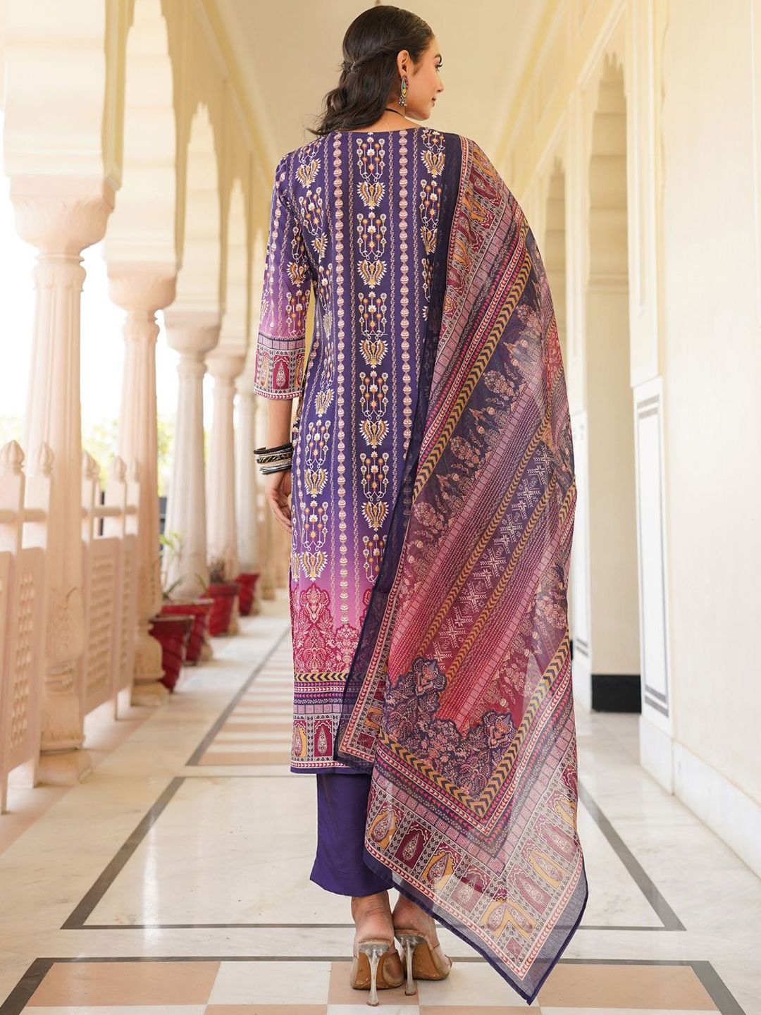 Dhiyona KL Women Ethnic Motifs Printed Regular Kurta with Trousers & With Dupatta