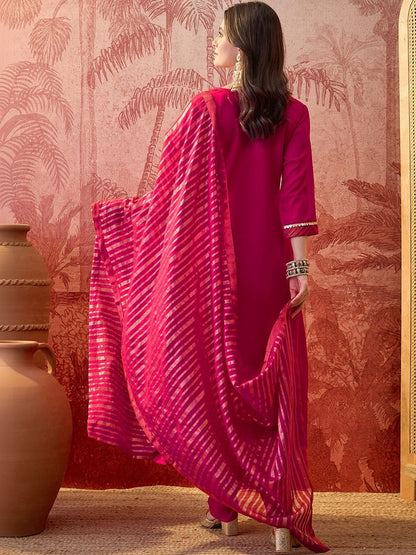 Women Lace Embroidered V-Neck Kurta & Trousers With Dupatta