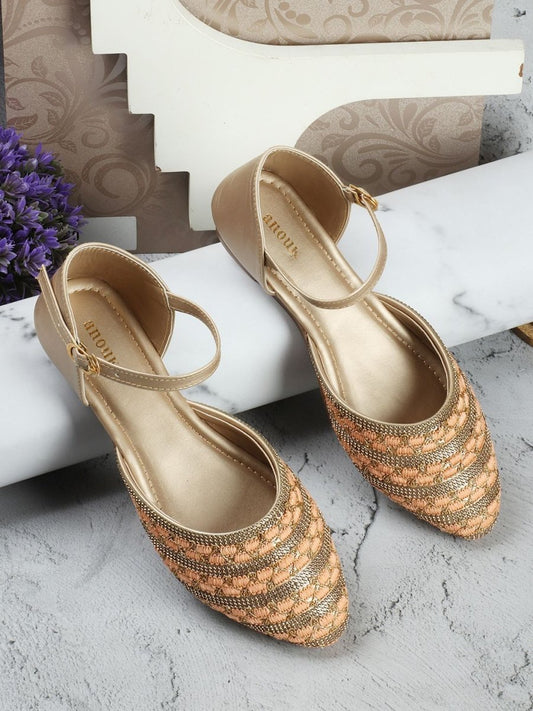 Dhiyona AK Women Striped Ethnic Ballerinas Flats