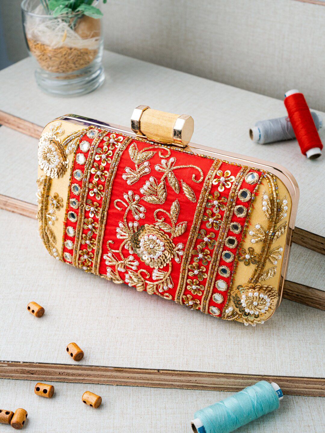 Dhiyona NR Women Red Clutches