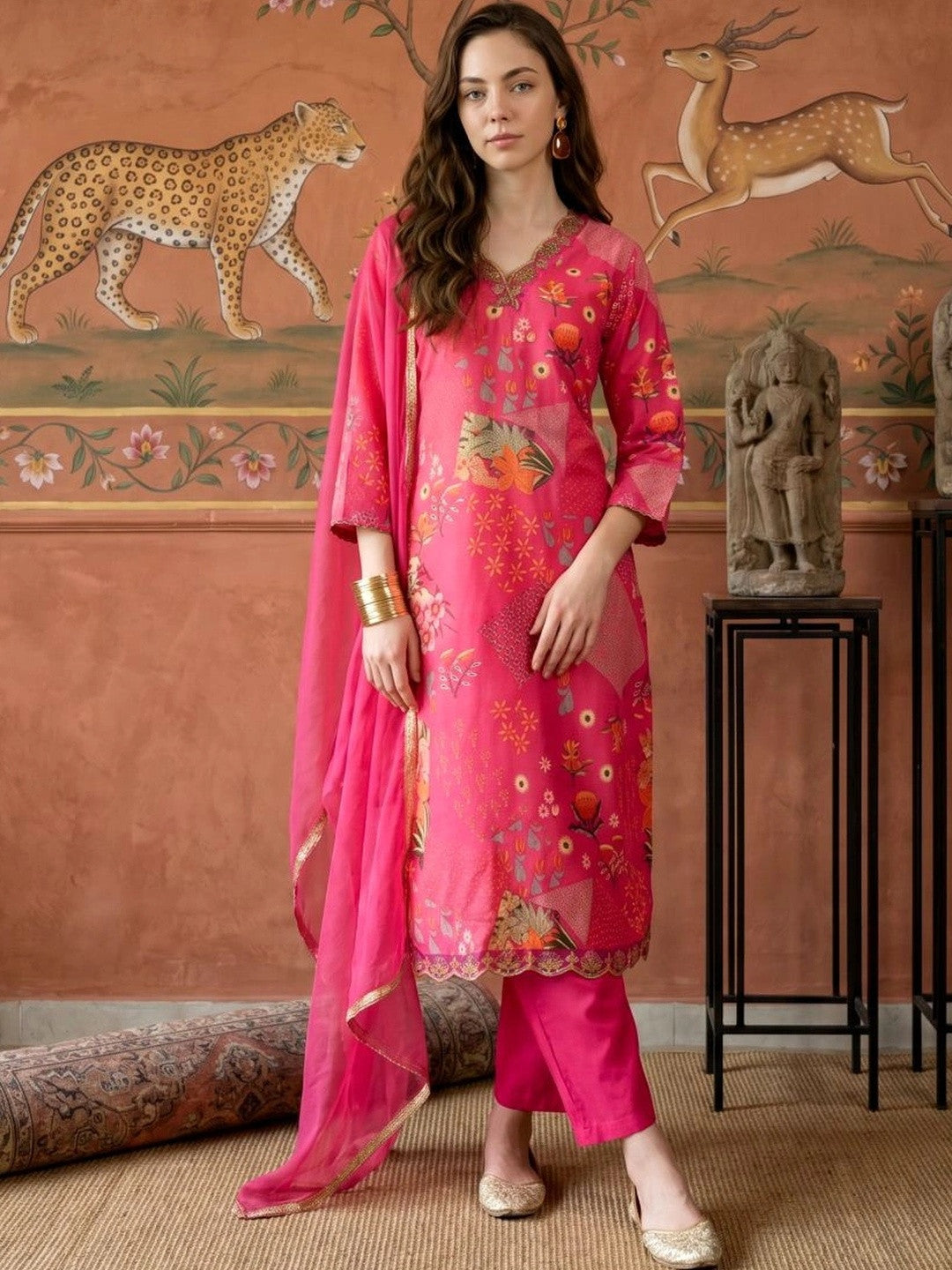 Dhiyona SN Women Floral Printed Regular Thread Work Kurta with Trousers & With Dupatta