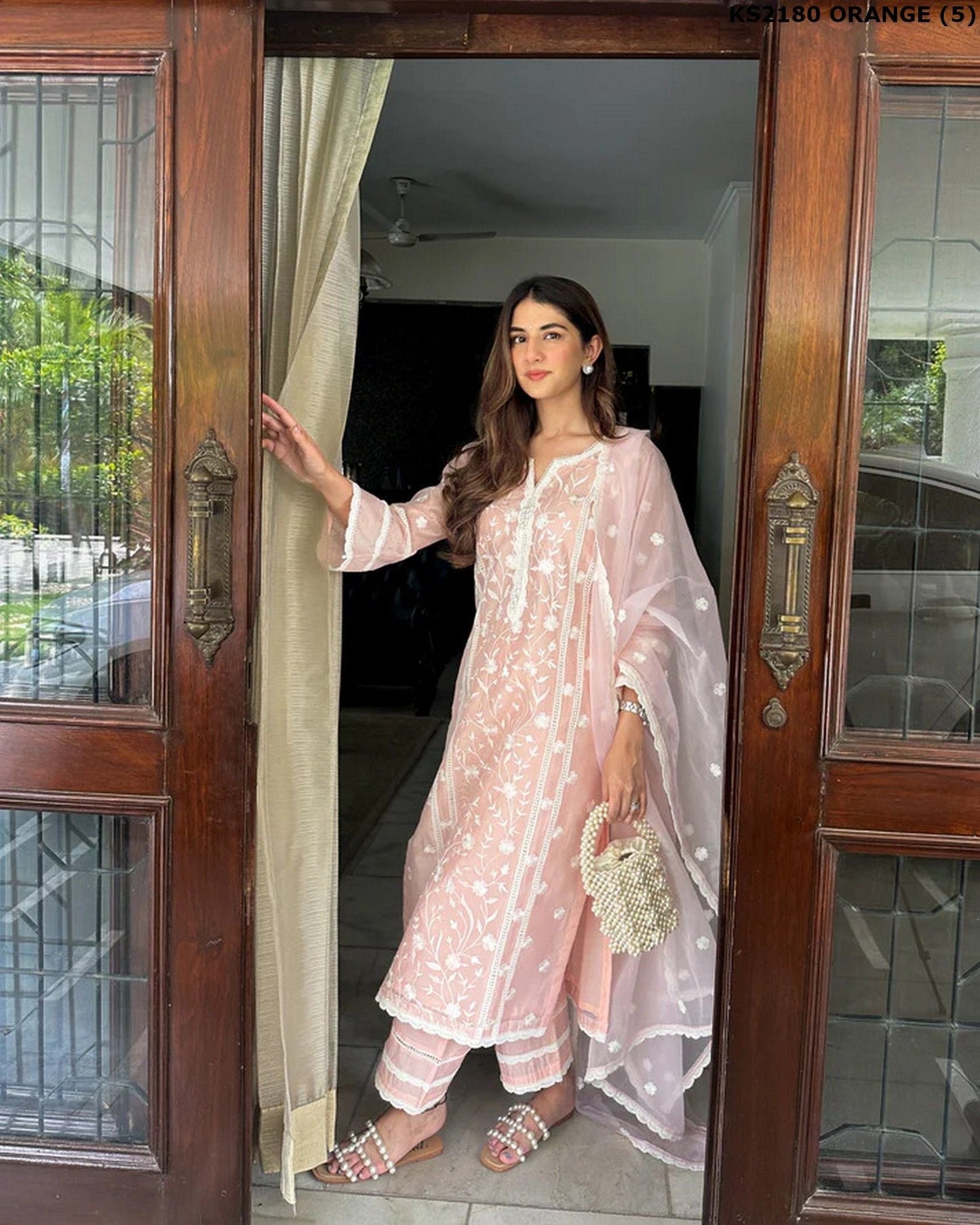 Dhiyona KL Women Floral Embroidered Regular Kurta with Palazzos & With Dupatta