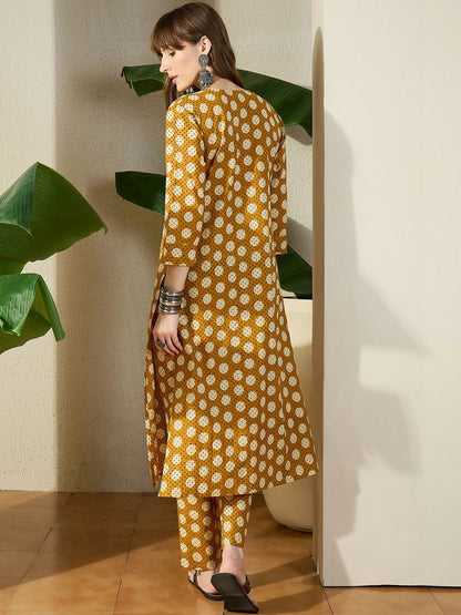 Women Printed Regular Pure Cotton Kurta with Trousers