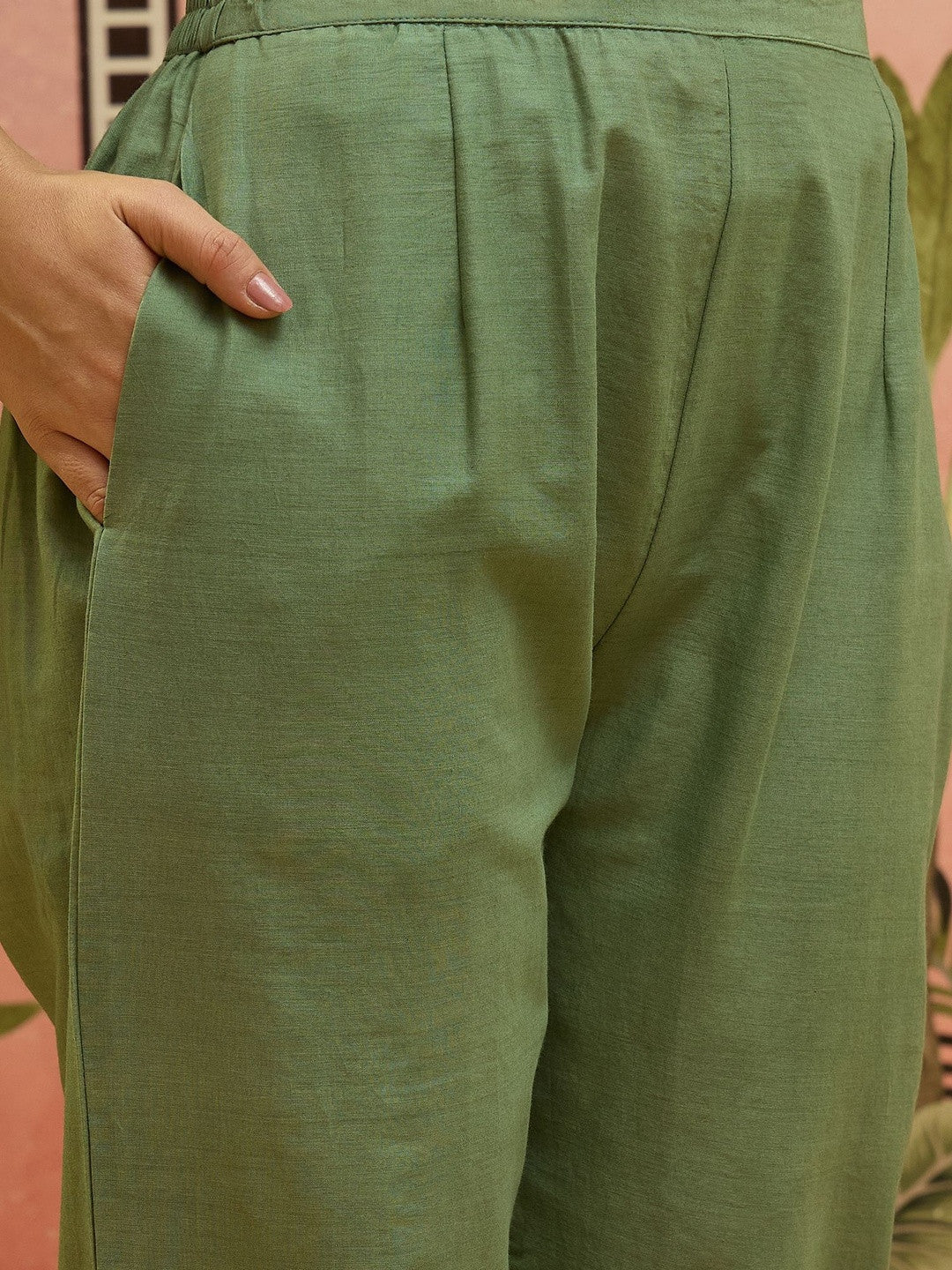 Women Floral Printed Regular Linen Kurta with Trousers & With Dupatta