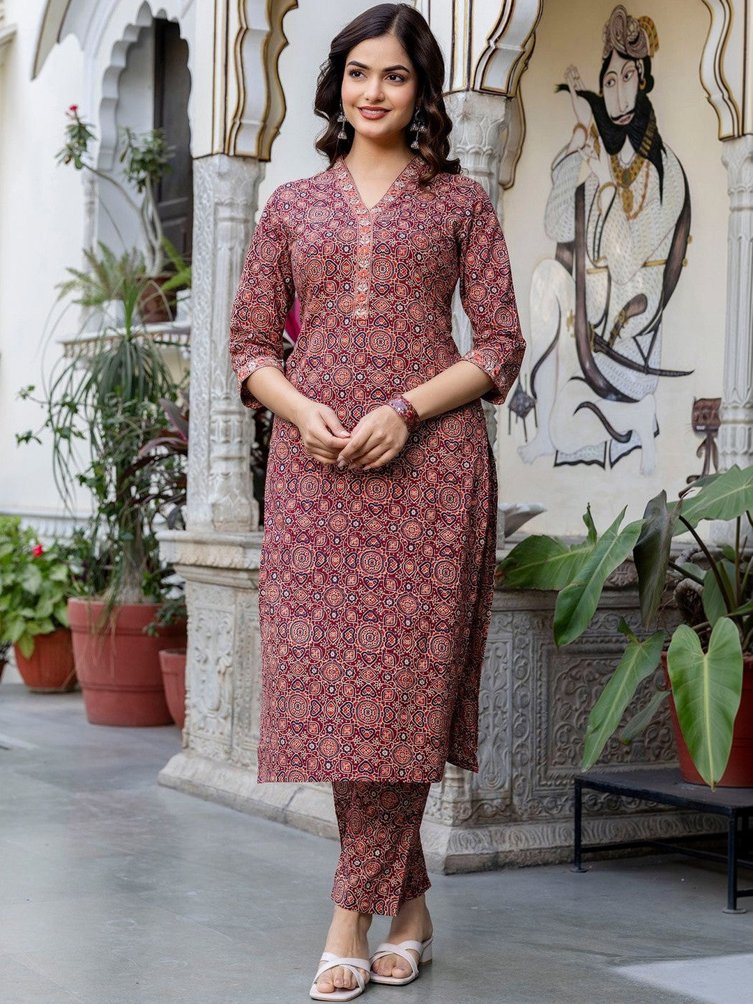 Women Ethnic Motifs Printed Regular Thread Work Pure Cotton Kurta with Trousers