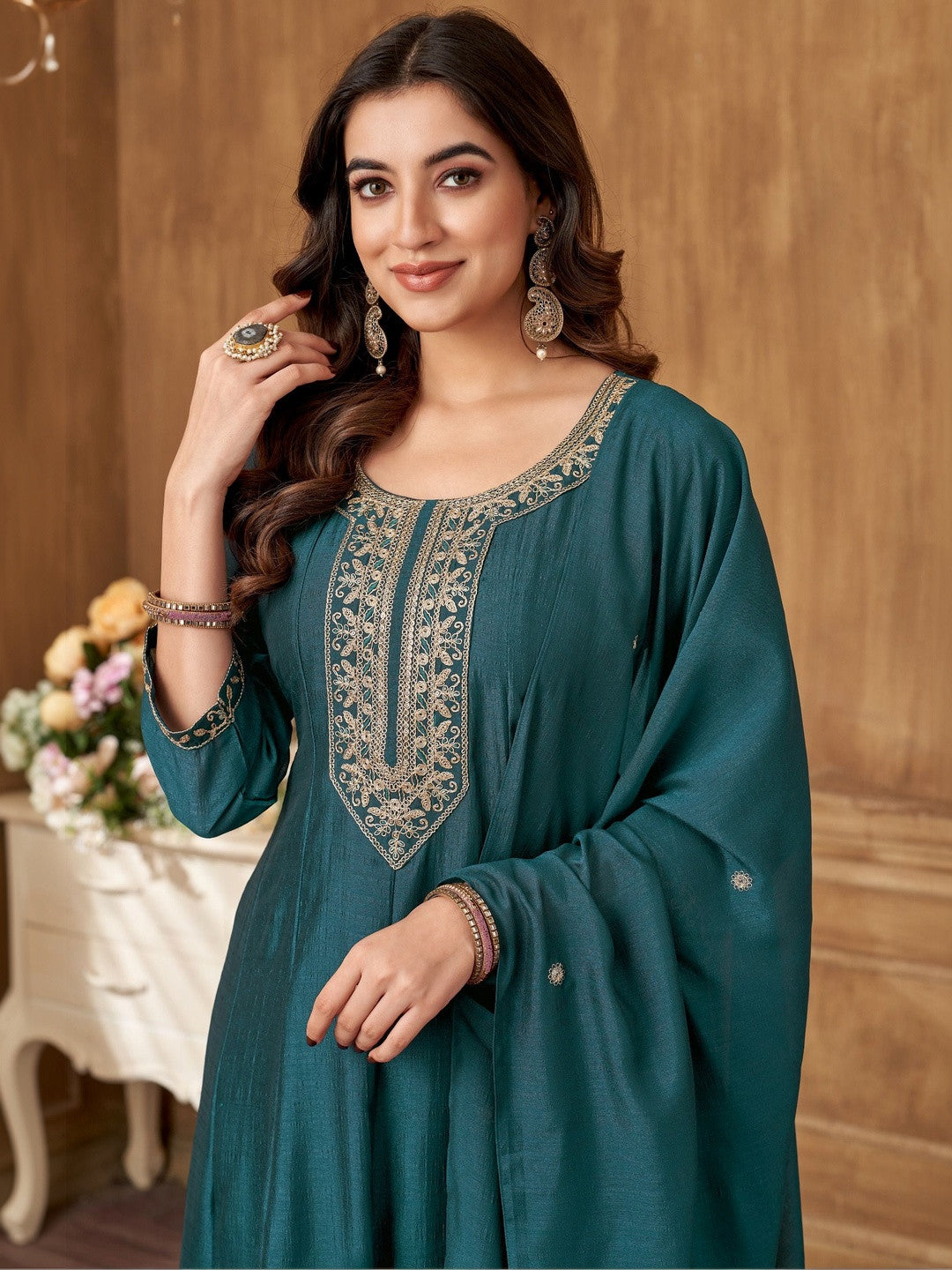 Embroidered RoundMaroon-Neck Kurta Trousers & Dupatta