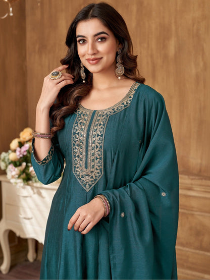 Embroidered RoundMaroon-Neck Kurta Trousers & Dupatta