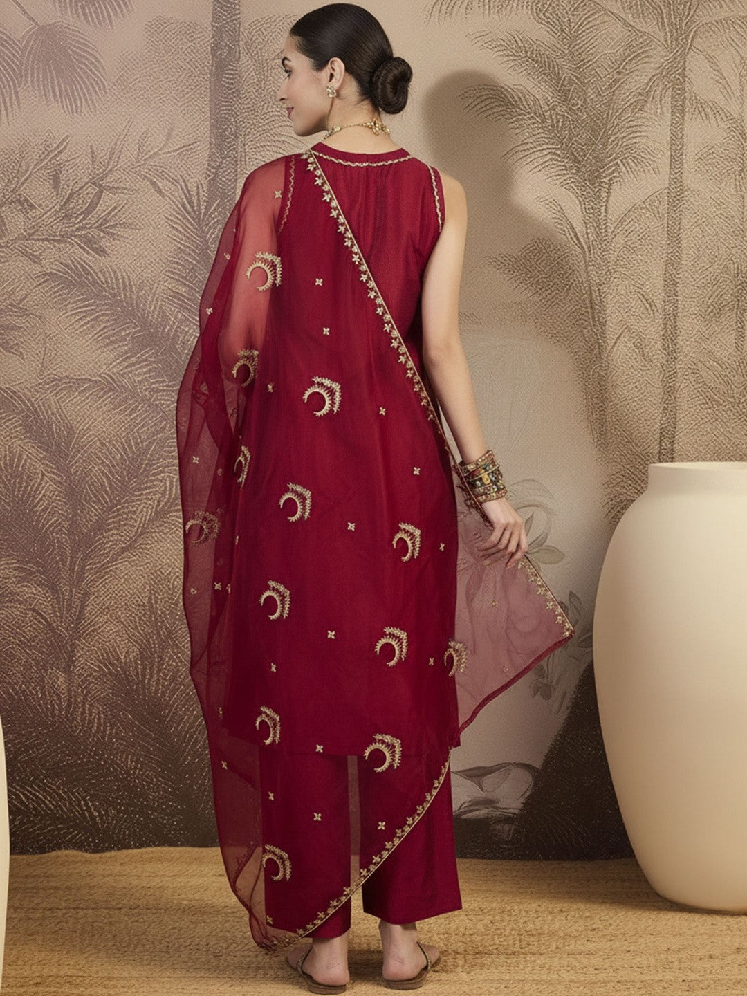 Embroidered Round Neck Kurta Sets
