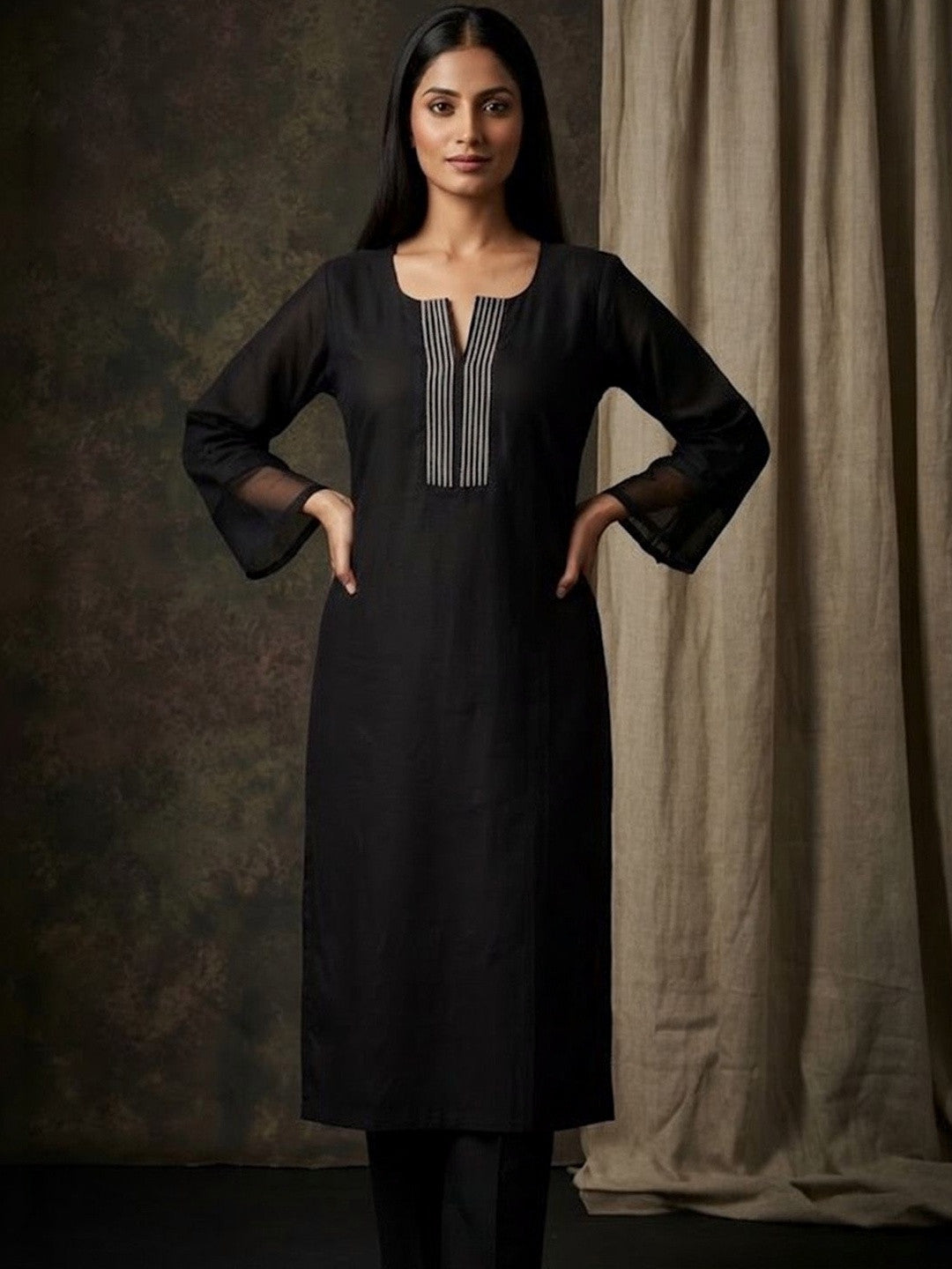 Round Neck Kurta & Trousers With Dupatta