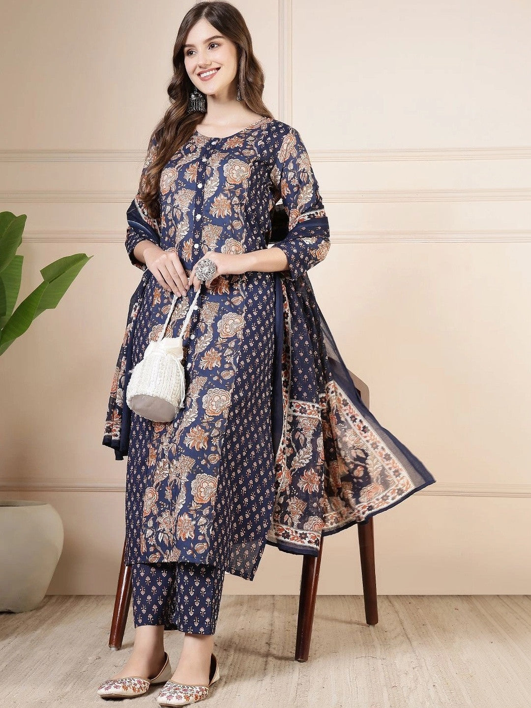 Women Floral Printed Regular Pure Cotton Kurta with Trousers & With Dupatta