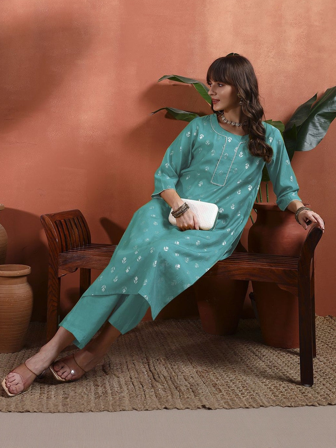 Women Ethnic Motifs Printed Regular Kurta with Trousers