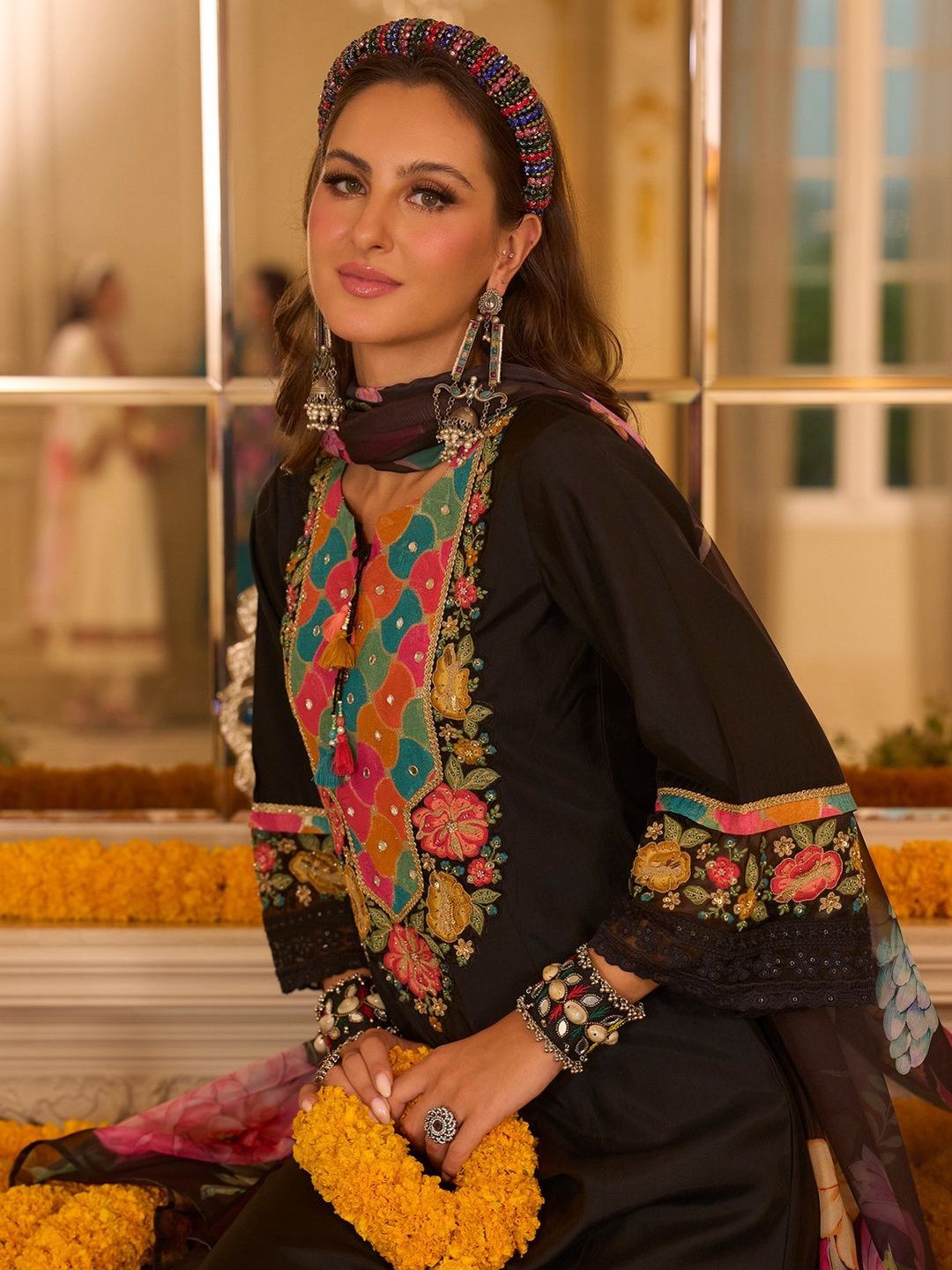 Dhiyona IE Women Floral Embroidered Kurta with Trousers & Dupatta