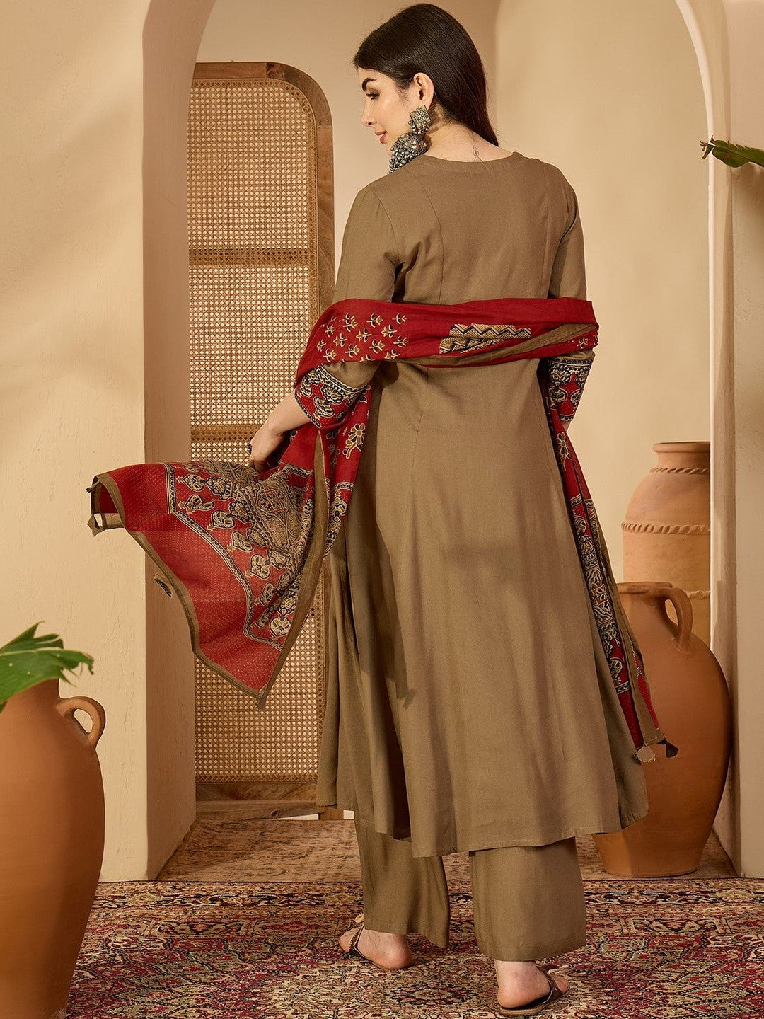 Embroidered Kurta Set