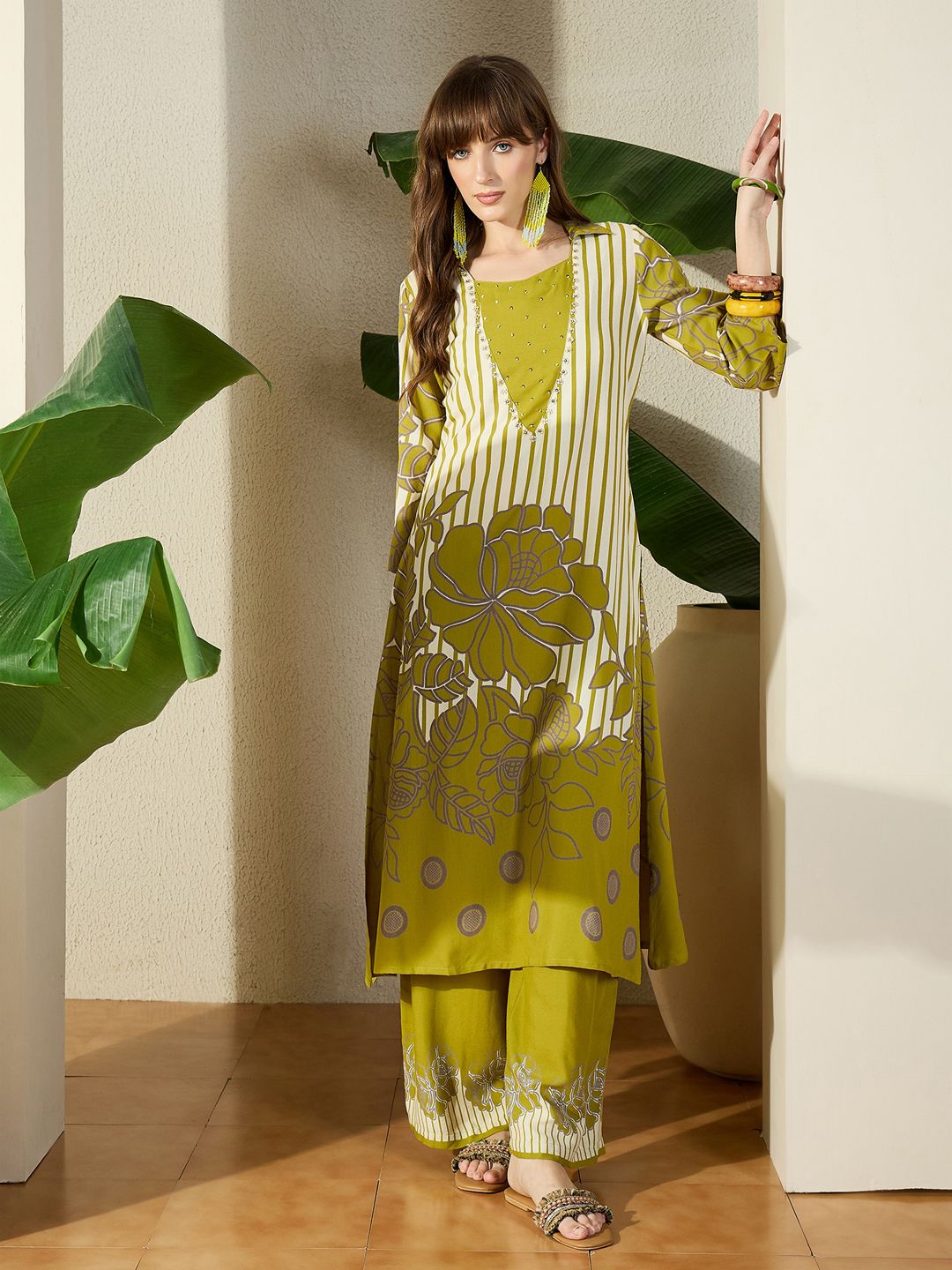 Dhiyona IE Women Viscose Rayon Printed A-Line Kurta Set